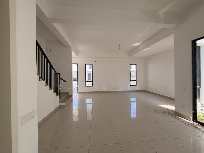 2-storey Terraced House for Sale in Seberang Perai (Penang) - Elaine Lee - Living Room - PropertyGuru.com.my