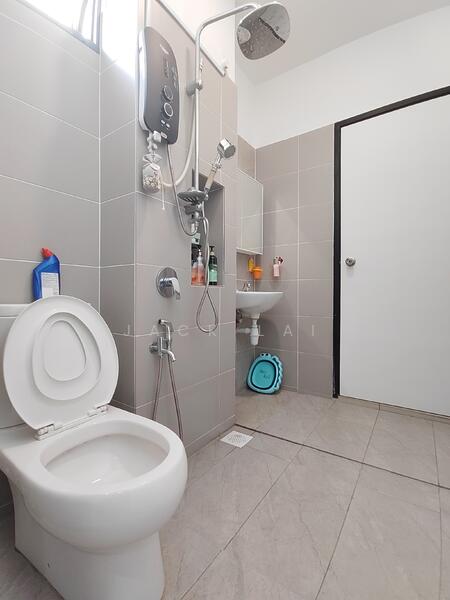 2-storey Terraced House for Sale in Taman Sri Pulai Perdana (Johor Bahru) - Jack Lai - Bathroom - PropertyGuru.com.my