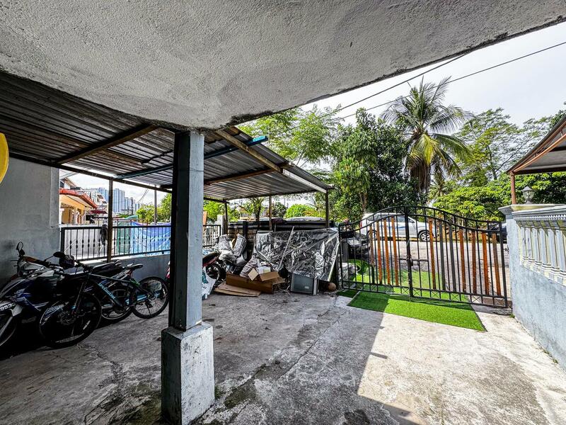 2-storey Terraced House for Sale in Taman Ehsan (Kepong) - Azli Ibrahim - Exterior - PropertyGuru.com.my