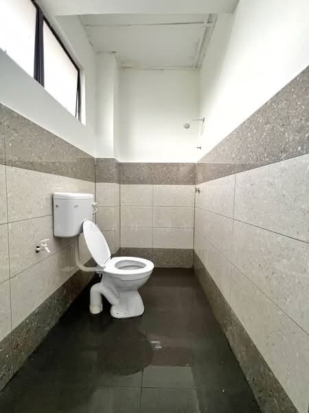 Terraced House for Sale in Rawang (Selangor) - AIMAN ZUHDI - Bathroom - PropertyGuru.com.my