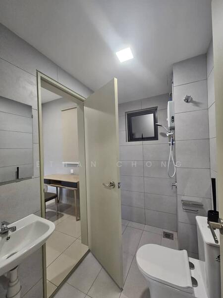 Seiring Residensi untuk Untuk Disewa - RM 1,688 /bulan, Mac 2026 - Bathroom - PropertyGuru.com.my