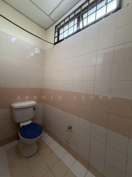 Office for Rent in Putrajaya (Putrajaya) - Arnold Khong - Bathroom - PropertyGuru.com.my