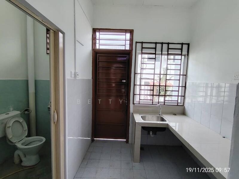 1.5-storey Terraced House for Sale in Johor Bahru (Johor) - Betty Ng - PropertyGuru.com.my