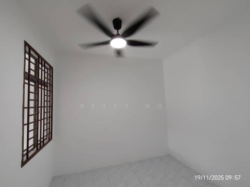 1.5-storey Terraced House for Sale in Johor Bahru (Johor) - Betty Ng - PropertyGuru.com.my