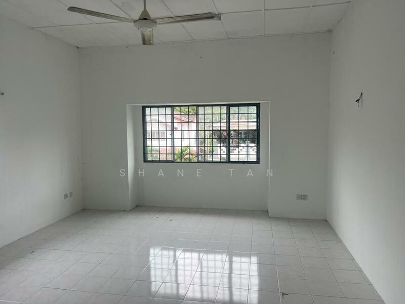 Bungalow for Sale in Taman Sikamat Acasia (Sikamat) - Shane Tan - Interior - PropertyGuru.com.my
