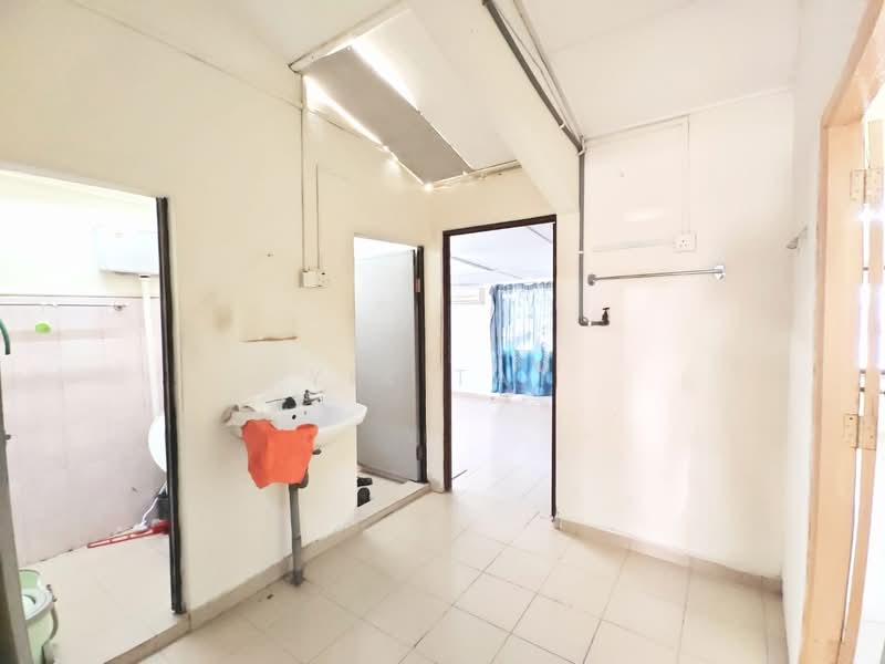 Taman Abad Tamans Abads untuk Untuk Dijual - RM 680,000, Mac 2026 - Bathroom - PropertyGuru.com.my