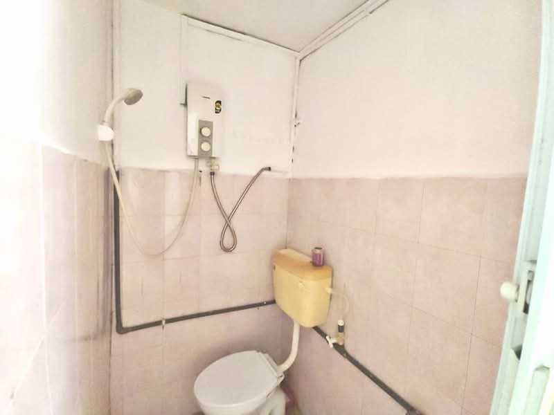 Taman Abad Tamans Abads untuk Untuk Dijual - RM 680,000, Mac 2026 - Bathroom - PropertyGuru.com.my