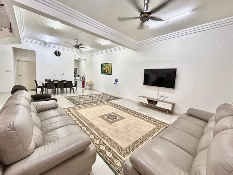 Taman Cahaya Alam untuk Untuk Dijual - RM 899,000, Mac 2026 - Living Room - PropertyGuru.com.my