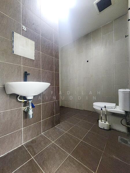 Ken Rimba Legian Residences untuk Untuk Dijual - RM 660,000, Feb 2026 - Bathroom - PropertyGuru.com.my