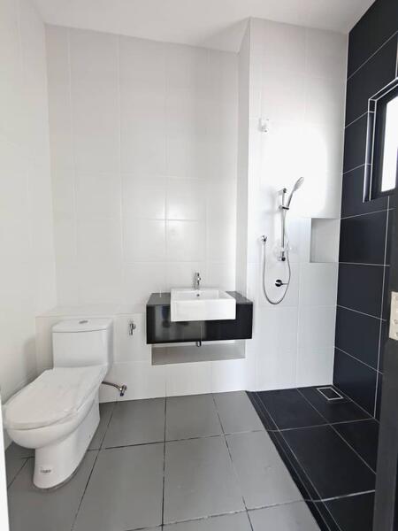 2-storey Terraced House for Sale in Eco Botanic (Iskandar Puteri (Nusajaya)) - Shi Ting - Bathroom - PropertyGuru.com.my