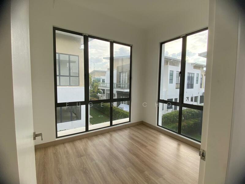 Diamond City untuk Untuk Dijual - RM 850,000, Feb 2026 - View - PropertyGuru.com.my