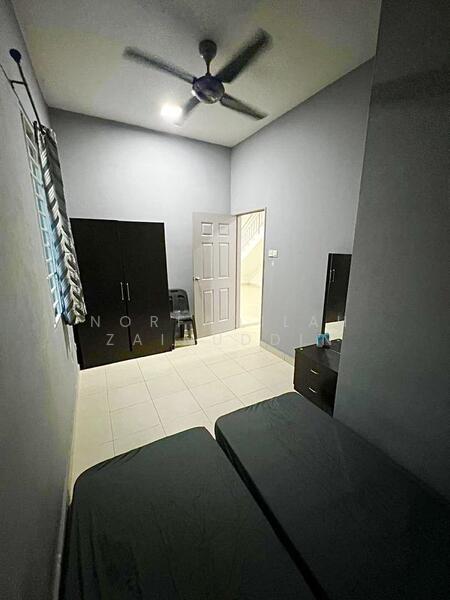 Semi-Detached House for Sale in Sungai Buloh (Selangor) - NORFADILAH ZAINUDDIN - Bedroom - PropertyGuru.com.my