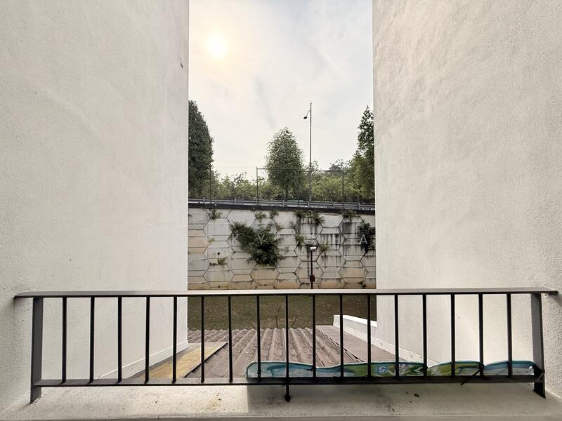 3-storey Terraced House for Sale in Tamansari (Rawang) - Rocky Chan - Exterior - PropertyGuru.com.my