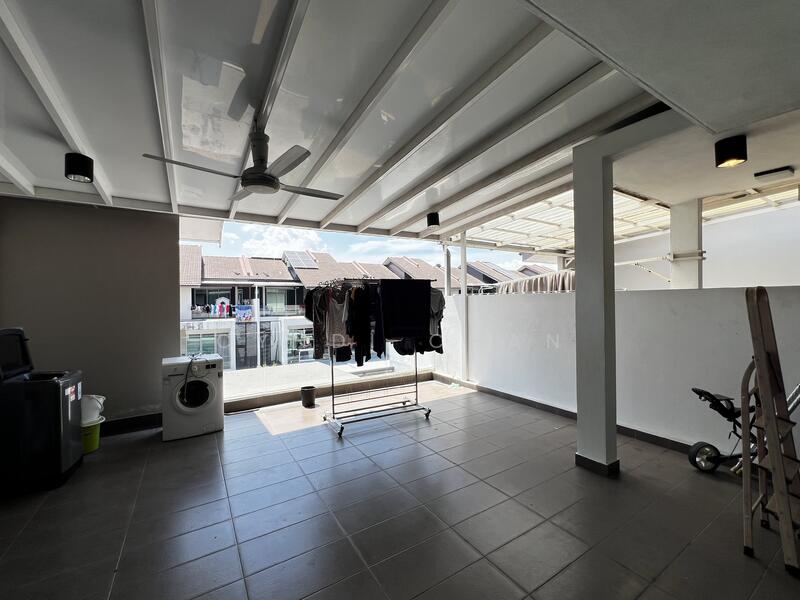 3-storey Terraced House for Sale in Taman Desa Oren (Butterworth) - Cyndi Chan - Balcony - PropertyGuru.com.my