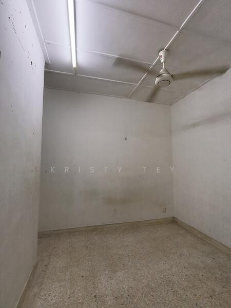 Taman Molek 2 untuk Untuk Dijual - RM 585,000, Feb 2026 - Interior - PropertyGuru.com.my