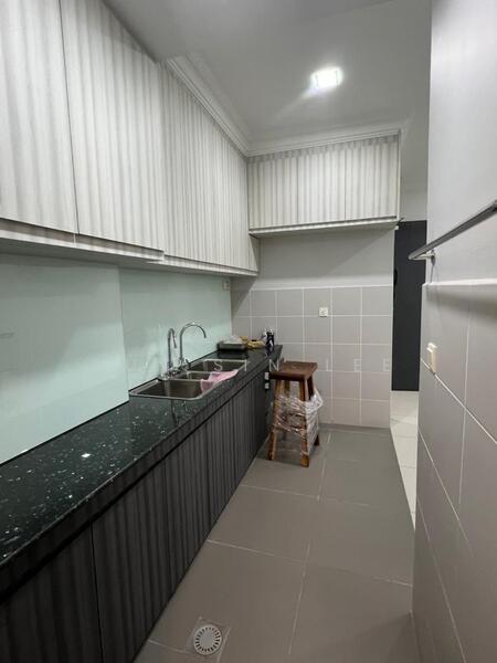 Condominium for Sale at The Suritz - Vun Sin Lee - Kitchen - PropertyGuru.com.my