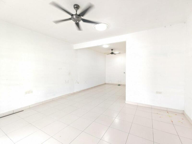 2-storey Terraced House for Sale in Taman Nusa Idaman (Iskandar Puteri (Nusajaya)) - Max Loh - Living Room - PropertyGuru.com.my
