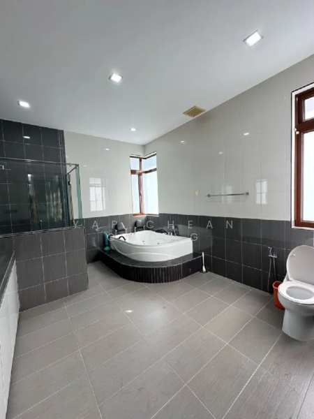 Bungalow for Sale in Setia Eco Park (Setia Alam) - Yap Chean Chong - Bathroom - PropertyGuru.com.my