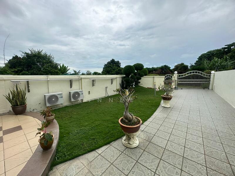 3-storey Terraced House for Rent in Tanjung Bungah (Penang) - Xinnee . - Exterior - PropertyGuru.com.my