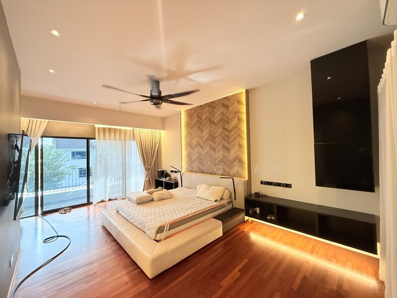 3-storey Terraced House for Sale in Rawang (Selangor) - Rocky Chan - Bedroom - PropertyGuru.com.my