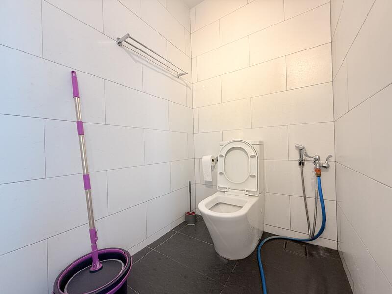 3-storey Terraced House for Sale in Rawang (Selangor) - Rocky Chan - Bathroom - PropertyGuru.com.my