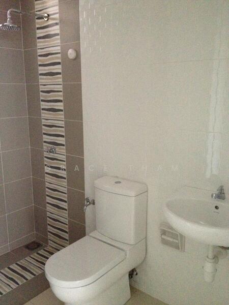Condominium for Rent at The Zest @ Kinrara 9 - Grace Tham - Bathroom - PropertyGuru.com.my