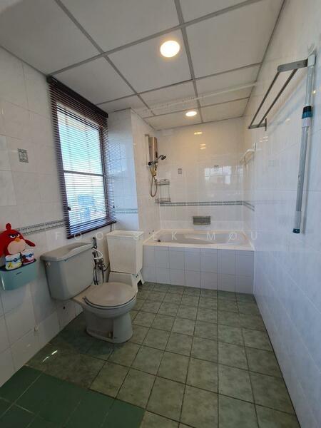 Condominium for Sale at Pantai Panorama Condominiums - Foo Sek Mou - Bathroom - PropertyGuru.com.my