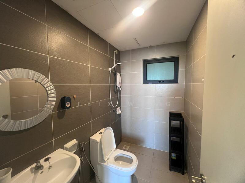 Condominium for Rent at Skyvilla @ D'Island - Felix Wong - Bathroom - PropertyGuru.com.my