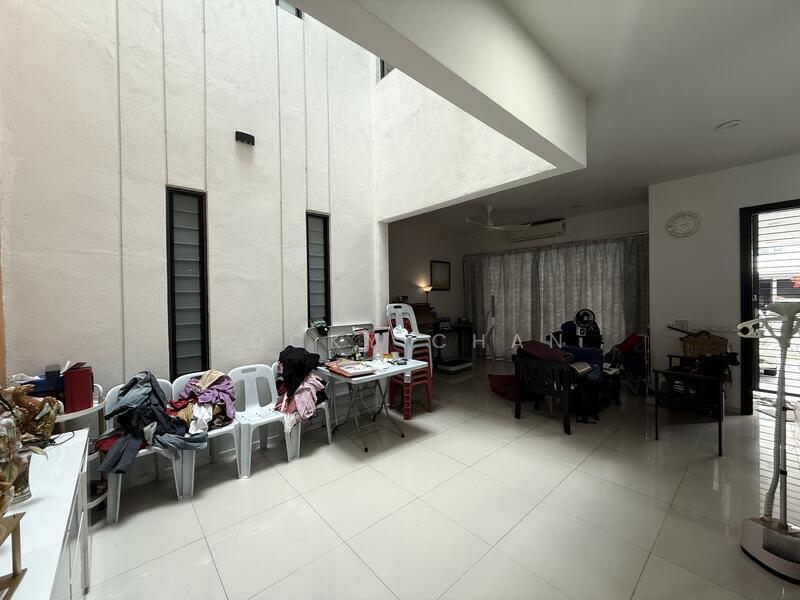 Bandar Country Homes untuk Untuk Dijual - RM 1,150,000, Apr 2026 - Living Room - PropertyGuru.com.my