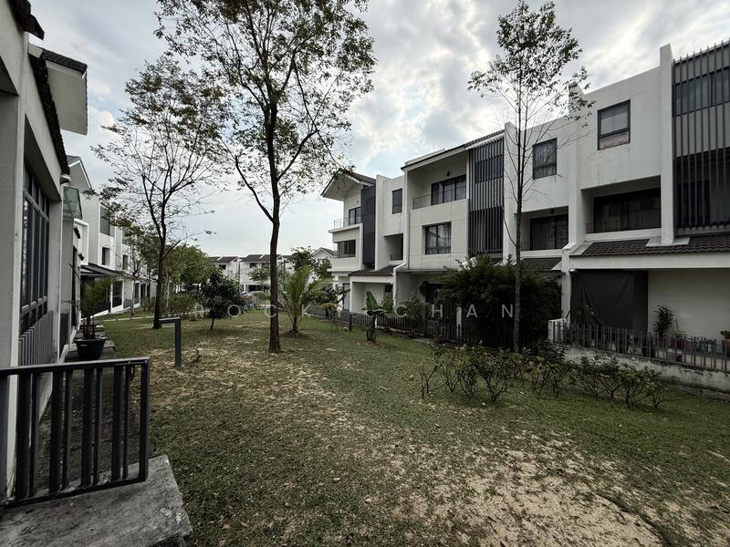 Bandar Country Homes untuk Untuk Dijual - RM 1,150,000, Apr 2026 - Exterior - PropertyGuru.com.my
