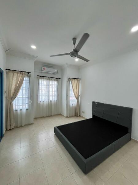 Taman Setia Indah untuk Untuk Disewa - RM 2,000 /bulan, Feb 2026 - Bedroom - PropertyGuru.com.my