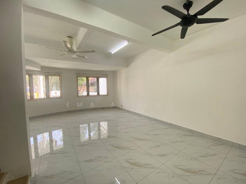 Section 6 @ Kota Damansara untuk Untuk Dijual - RM 850,000, Mac 2026 - Living Room - PropertyGuru.com.my