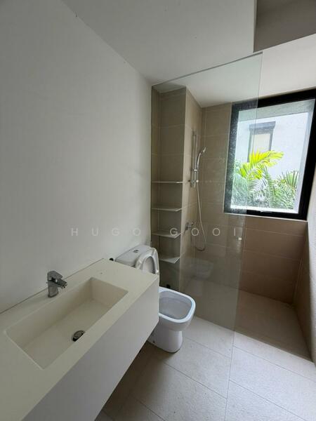 Bungalow for Sale in Melawati (Selangor) - Hugo Gooi - Bathroom - PropertyGuru.com.my