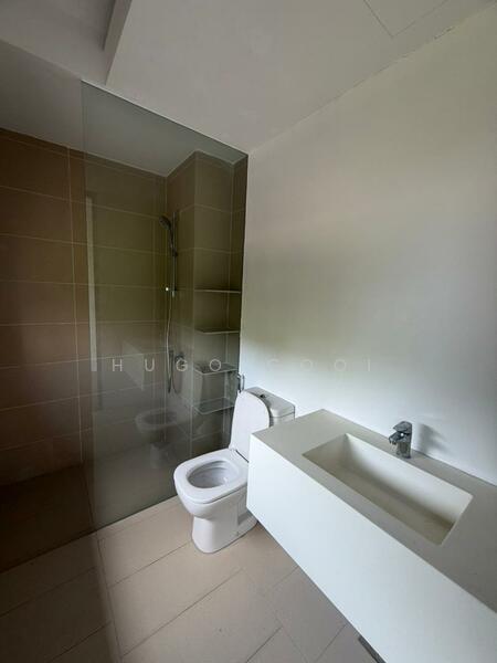 Bungalow for Sale in Melawati (Selangor) - Hugo Gooi - Bathroom - PropertyGuru.com.my