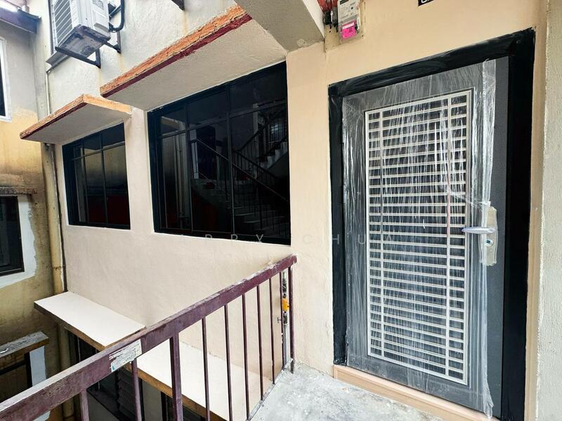 Taman Daya - Jalan Nibong 28 untuk Untuk Dijual - RM 198,000, Feb 2026 - Exterior - PropertyGuru.com.my