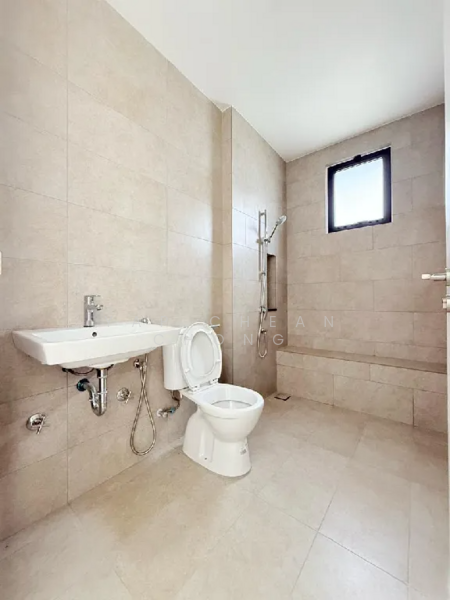 Semi-Detached House for Sale in Shah Alam (Selangor) - Yap Chean Chong - Bathroom - PropertyGuru.com.my