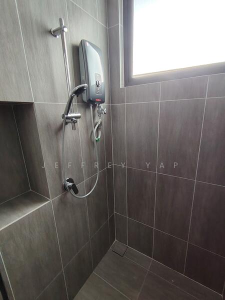 Service Residence for Rent at The Pulse Residence - Jeffrey Yap - Bathroom - PropertyGuru.com.my