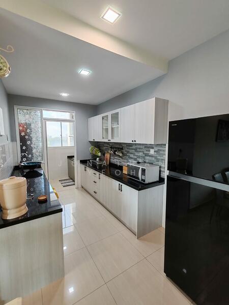 Service Residence for Rent at Saville @ Melawati - Jonathan Yeoh - Kitchen - PropertyGuru.com.my