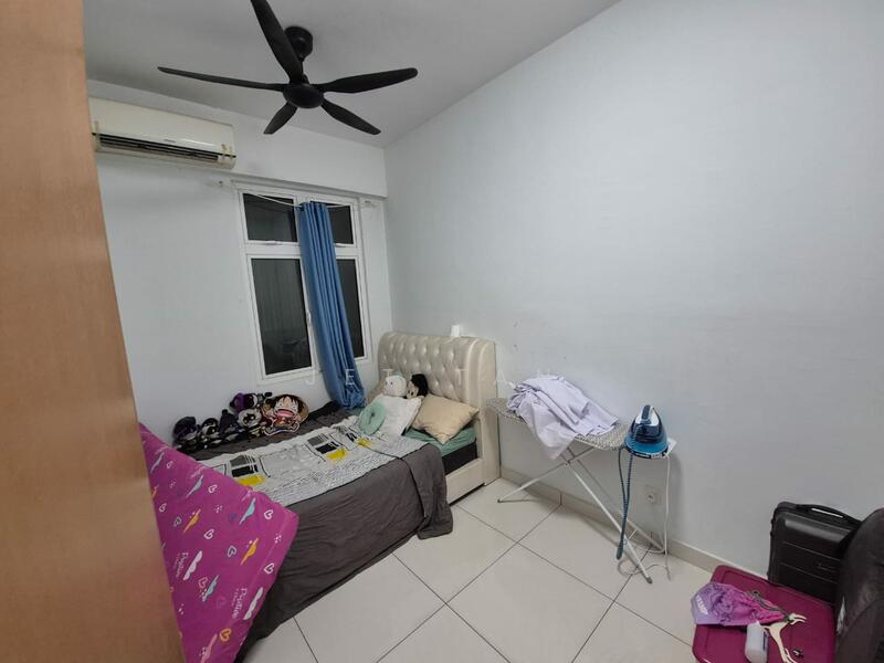 Condominium for Sale at Sri Putramas III / Royal Regent - Jet Tan - Bedroom - PropertyGuru.com.my