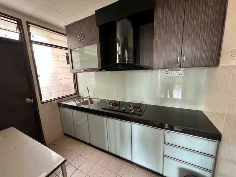 Flat for Sale at Flat Taman Perling - Mandy Goh Siew Li - Kitchen - PropertyGuru.com.my