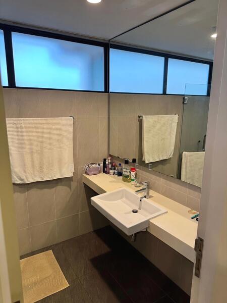 Jaya One Residences untuk Untuk Disewa - RM 3,300 /bulan, Feb 2026 - Bathroom - PropertyGuru.com.my