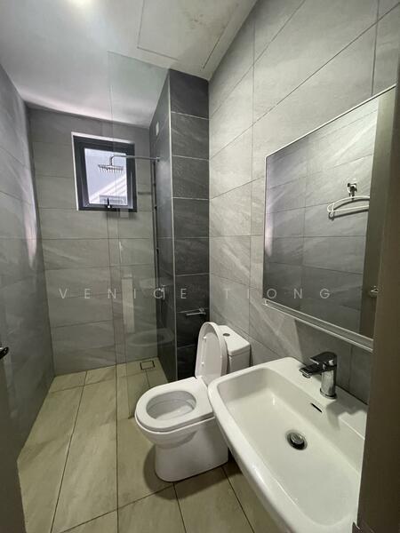 Condominium for Rent at Bennington Residences @ SkyArena - Venice Tiong - Bathroom - PropertyGuru.com.my