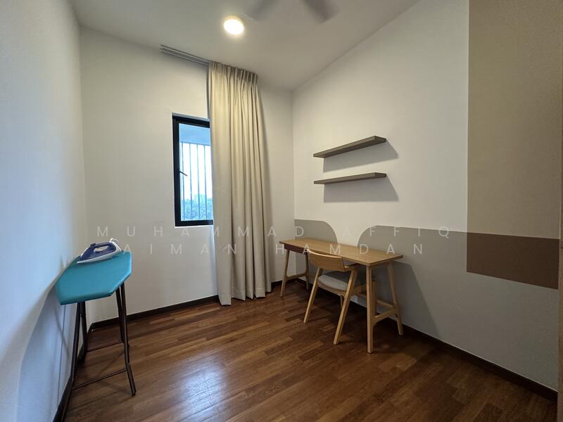 Renai Jelutong untuk Untuk Disewa - RM 4,500 /bulan, Feb 2026 - Study - PropertyGuru.com.my