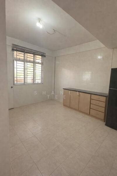 Semi-Detached House for Sale in Kluang (Johor) - Shanel Tee - Kitchen - PropertyGuru.com.my