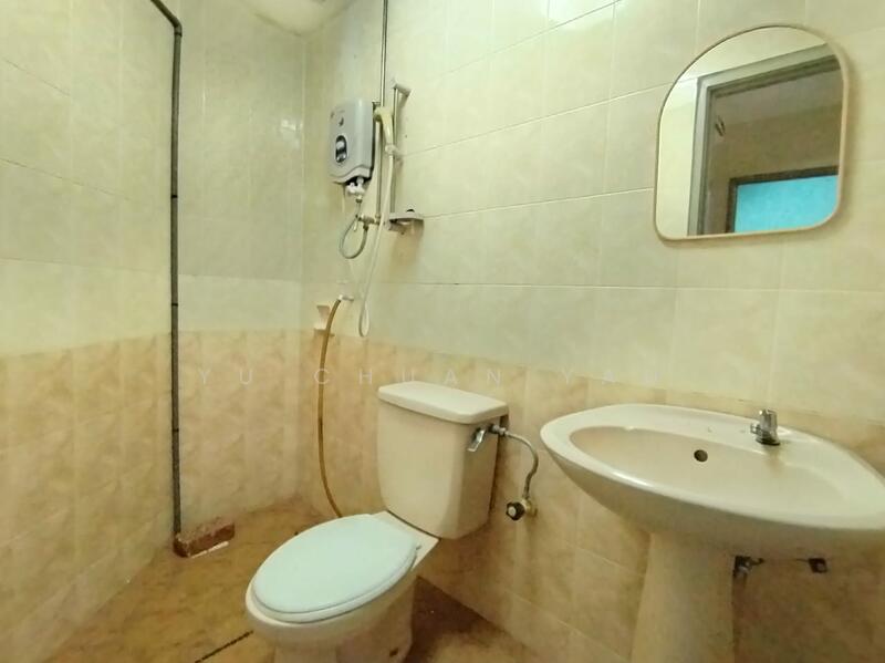 2-storey Terraced House for Sale in Taman Suria (Bukit Katil) - Yu Chuan Yau - Bathroom - PropertyGuru.com.my