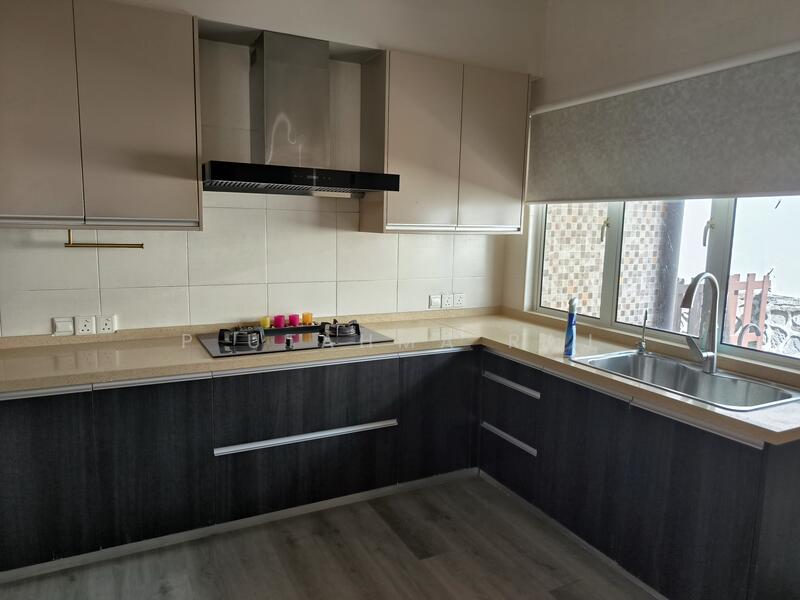 Semi-Detached House for Sale in Setia Eco Park (Setia Alam) - P Utahma Raj - Kitchen - PropertyGuru.com.my