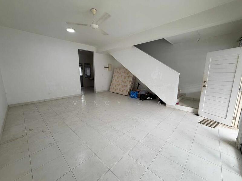 2-storey Terraced House for Sale in Nusa Bayu (Iskandar Puteri (Nusajaya)) - Vincy Sia - Living Room - PropertyGuru.com.my