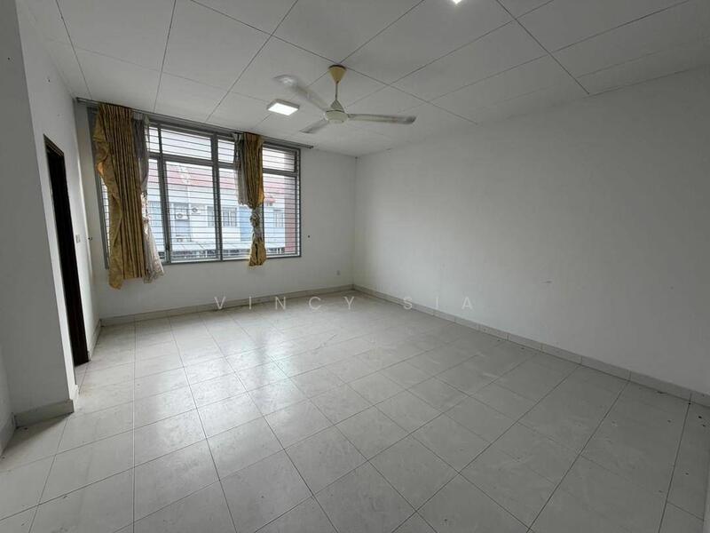 2-storey Terraced House for Sale in Nusa Bayu (Iskandar Puteri (Nusajaya)) - Vincy Sia - Living Room - PropertyGuru.com.my