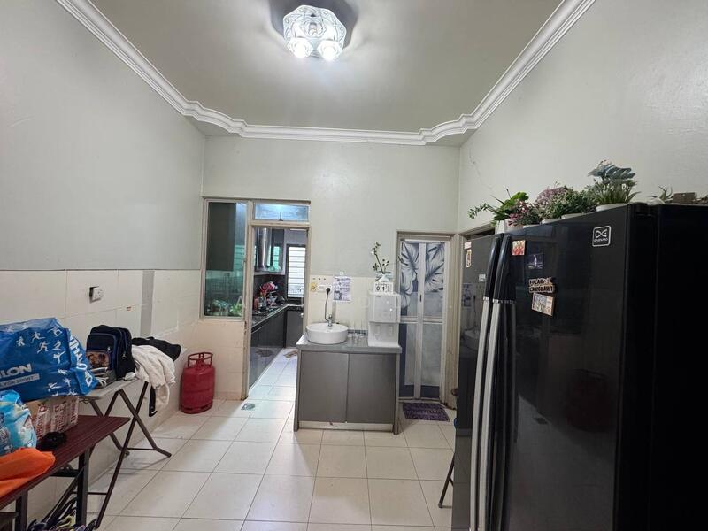 2-storey Terraced House for Sale in Bandar Bukit Raja (Klang) - Azizol . - Kitchen - PropertyGuru.com.my