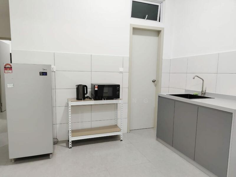 Condominium for Rent at The Sky @ Tripark - Jane Ng - Kitchen - PropertyGuru.com.my